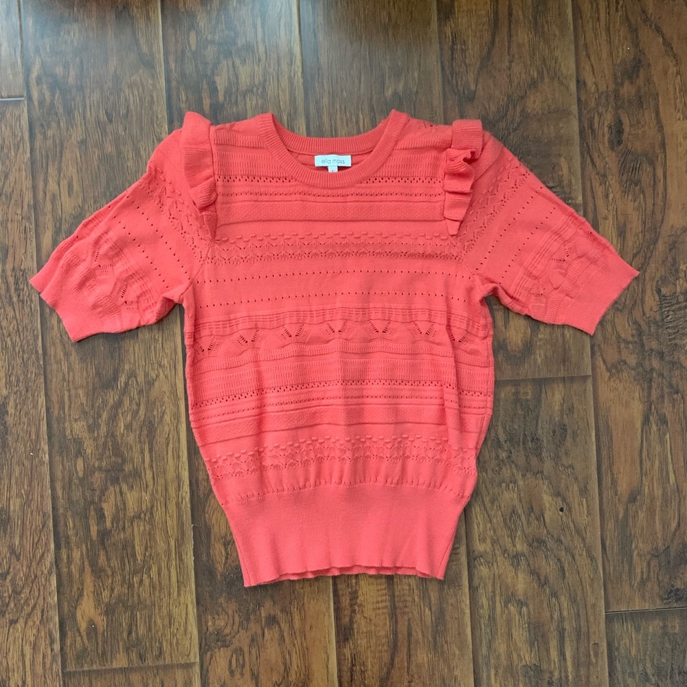 Puff sleeve sweater top